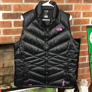 THE NORTH FACE BLACK 550 DOWN PUFFER VEST XL